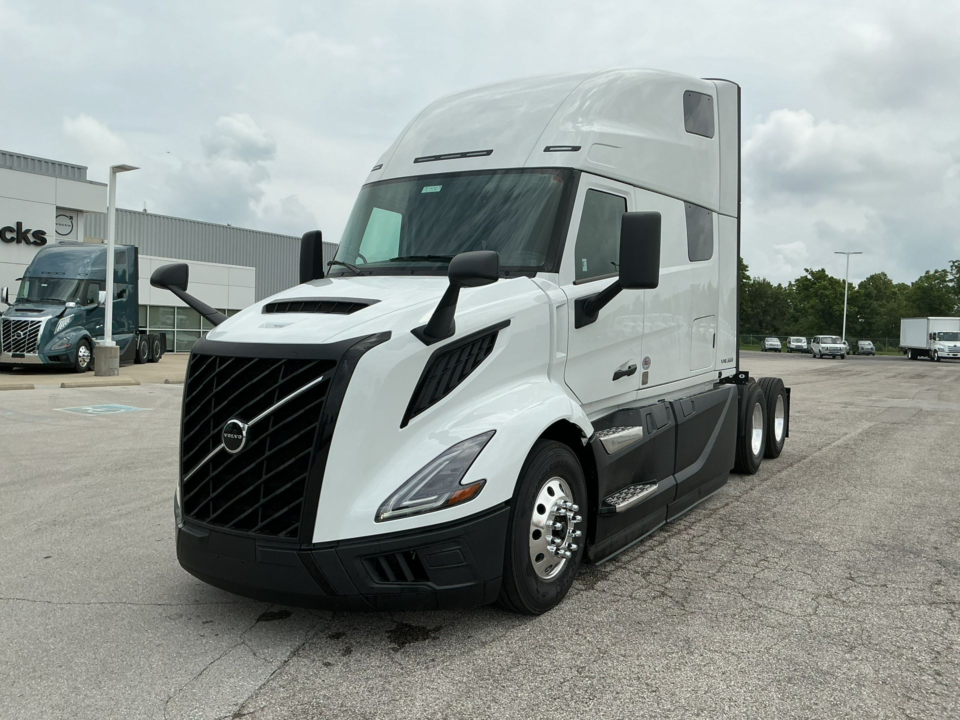 2026 Volvo VNL64T860