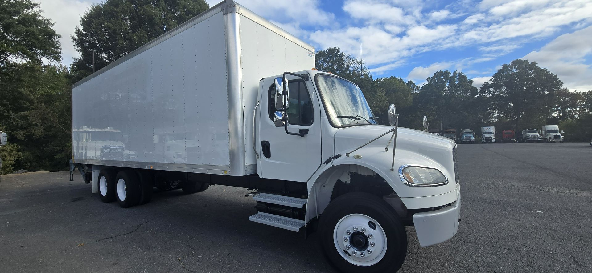 2020 Freightliner M2