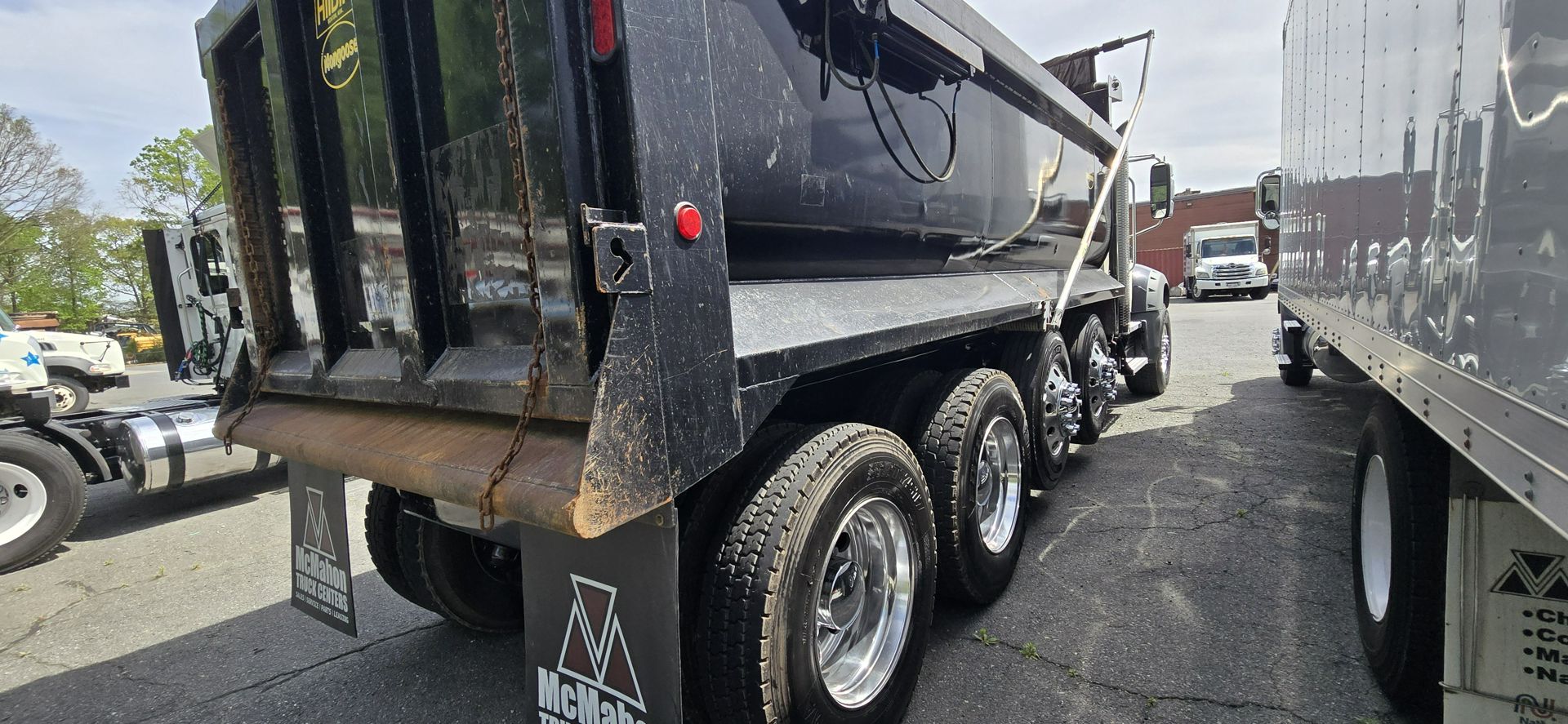 2024 Mack Granite - image 11