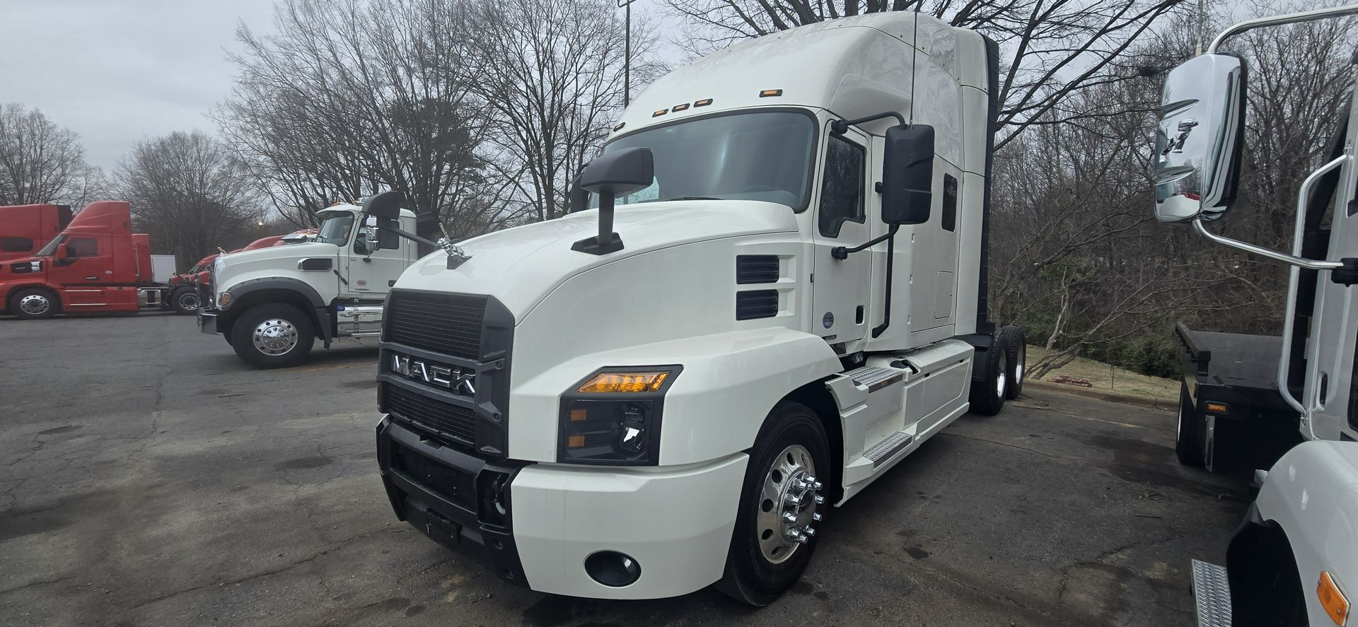 2020 Mack - image 6