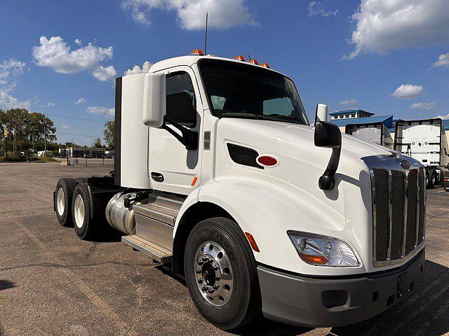 2022 Peterbilt 579 in London, OH — photo 3