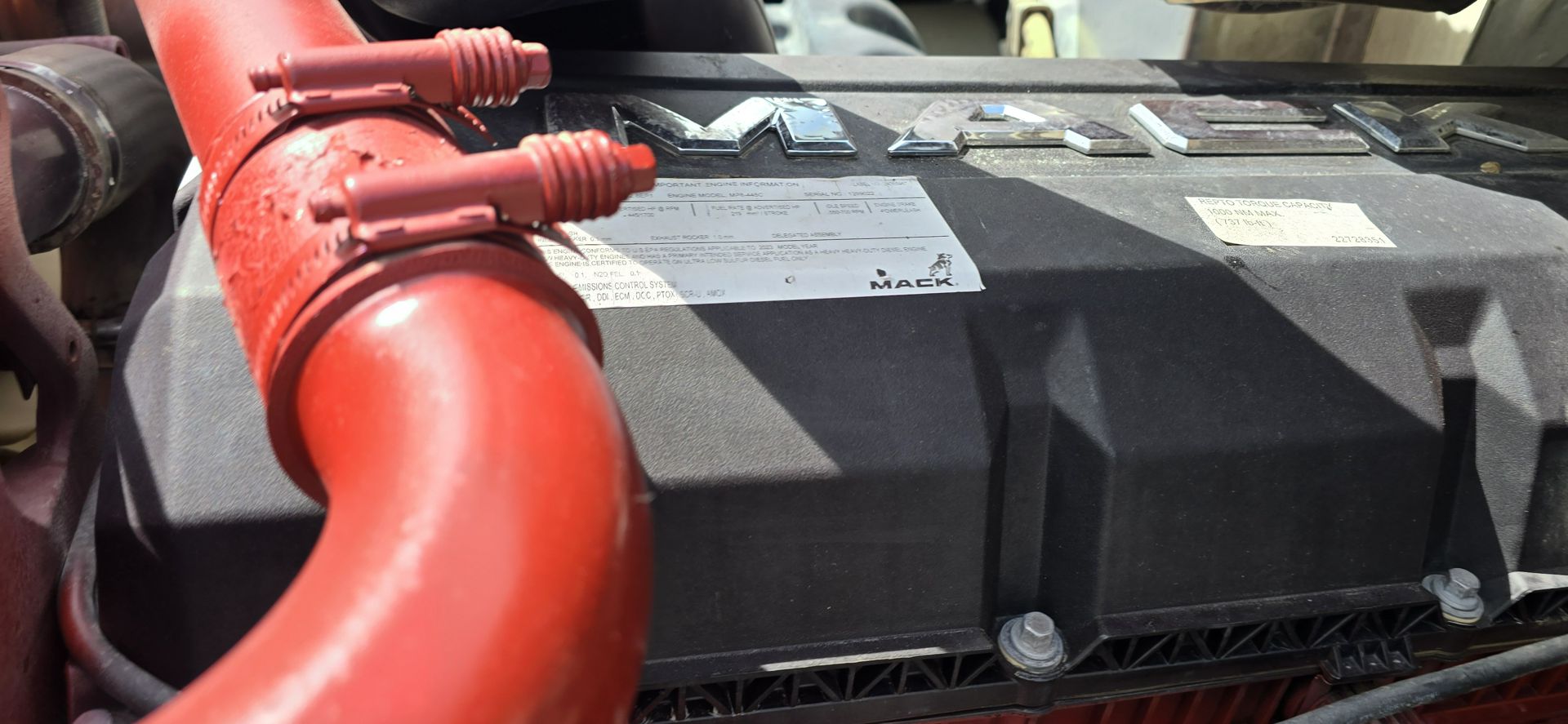 2024 Mack Granite - image 18