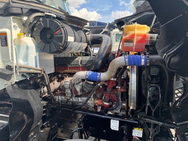 2021 Mack - image 10