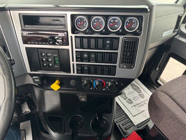 2020 Mack Granite - image 12