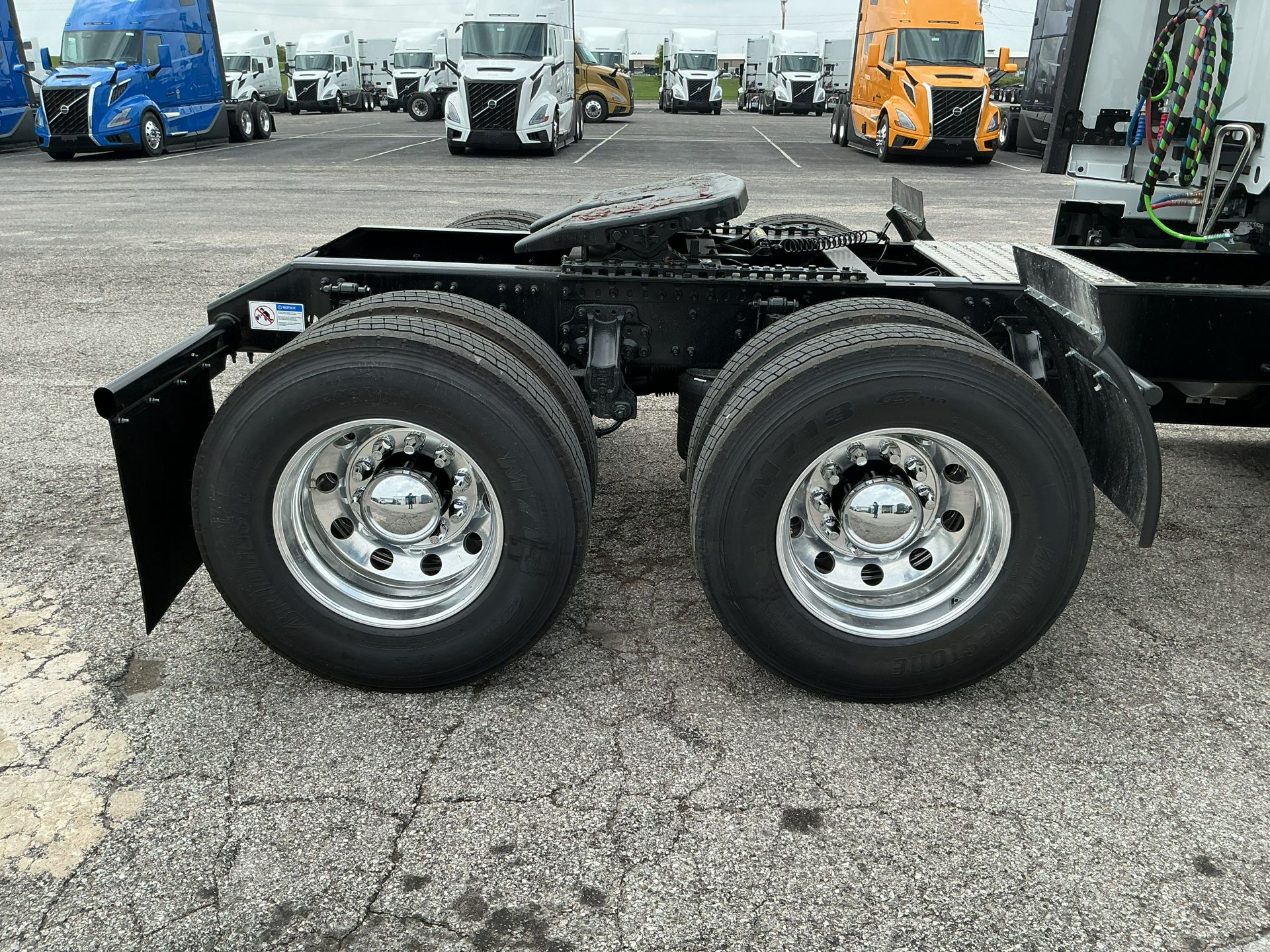 2026 Volvo - image 11