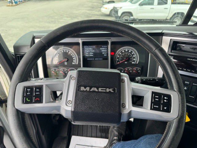 2020 Mack Granite - image 15