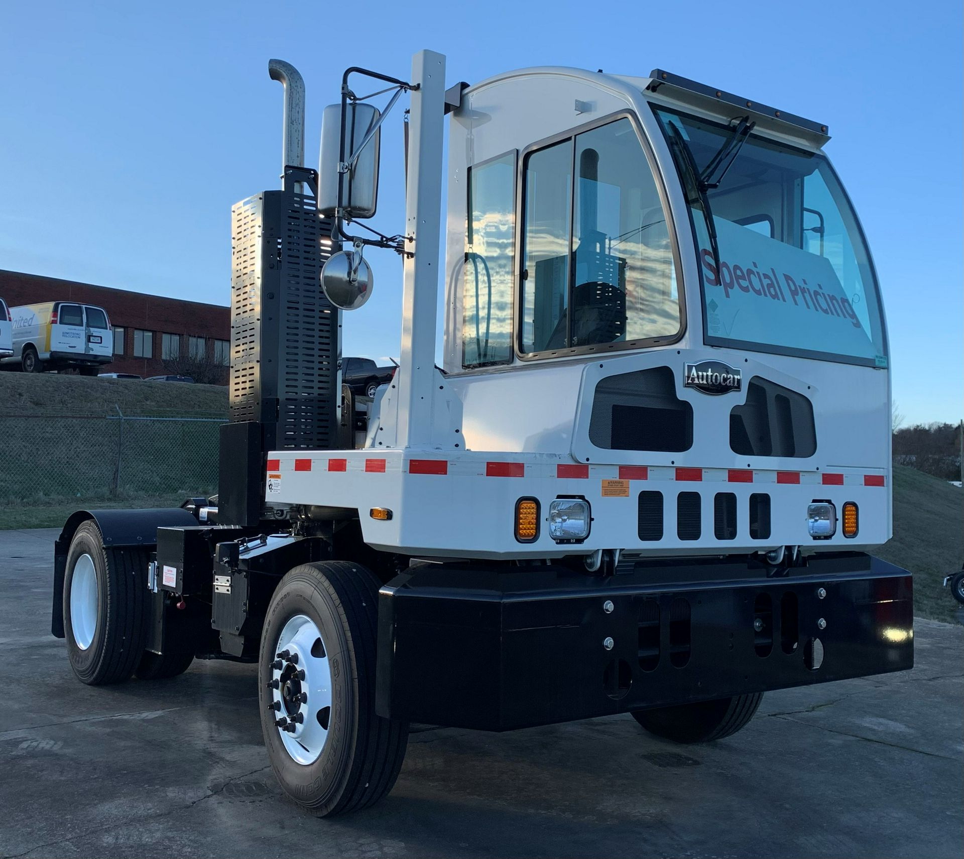 2027 Autocar in La Vergne, TN — photo 2