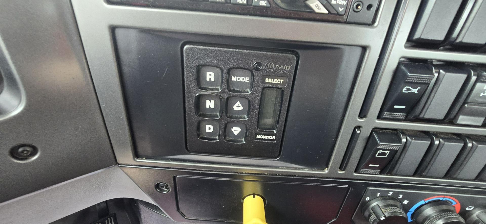 2021 Mack - image 22