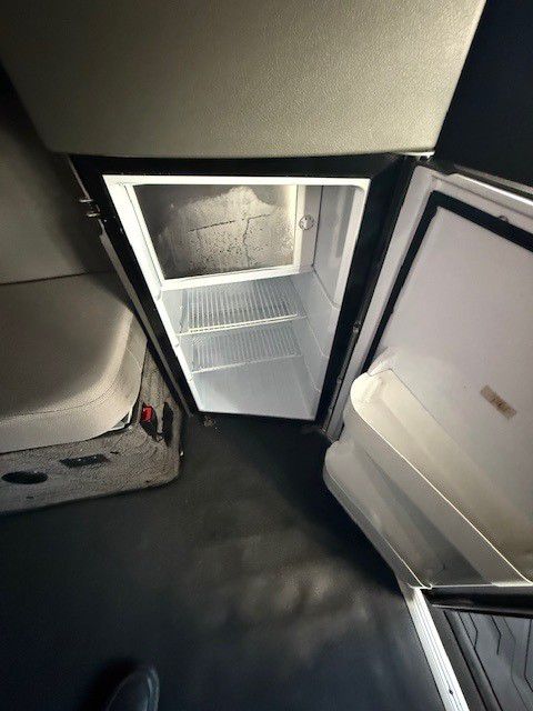 2024 Volvo - image 22