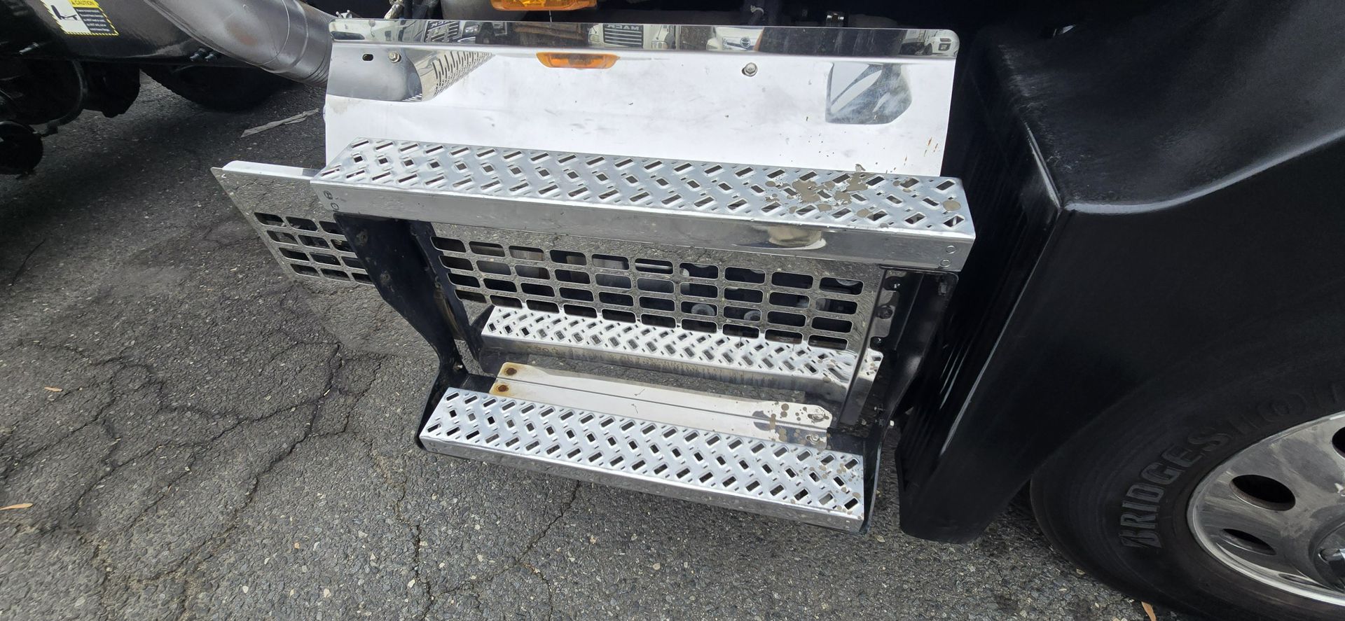 2021 Mack - image 10