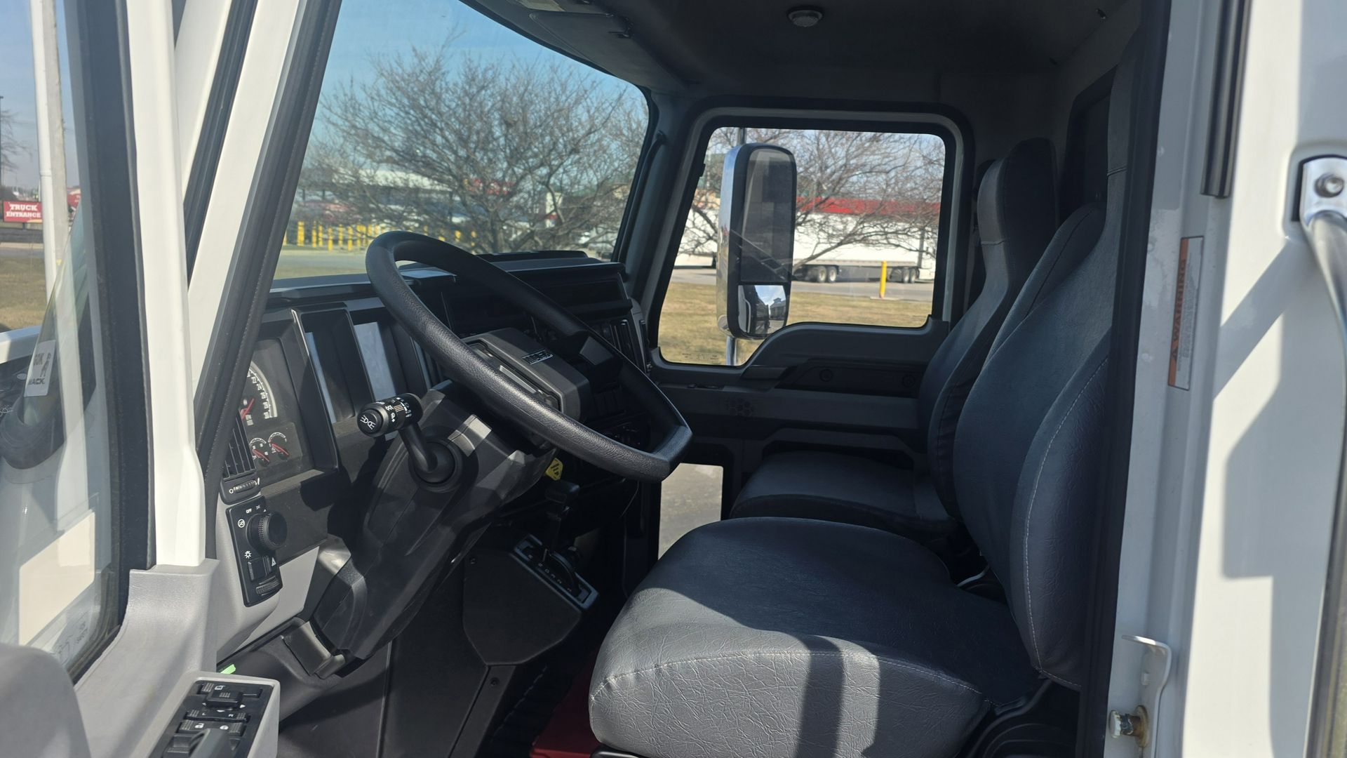 2025 Mack - image 6