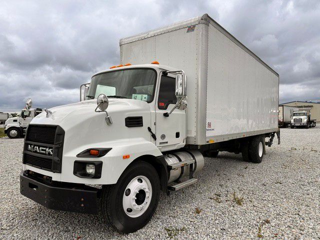 2021 Mack MD642