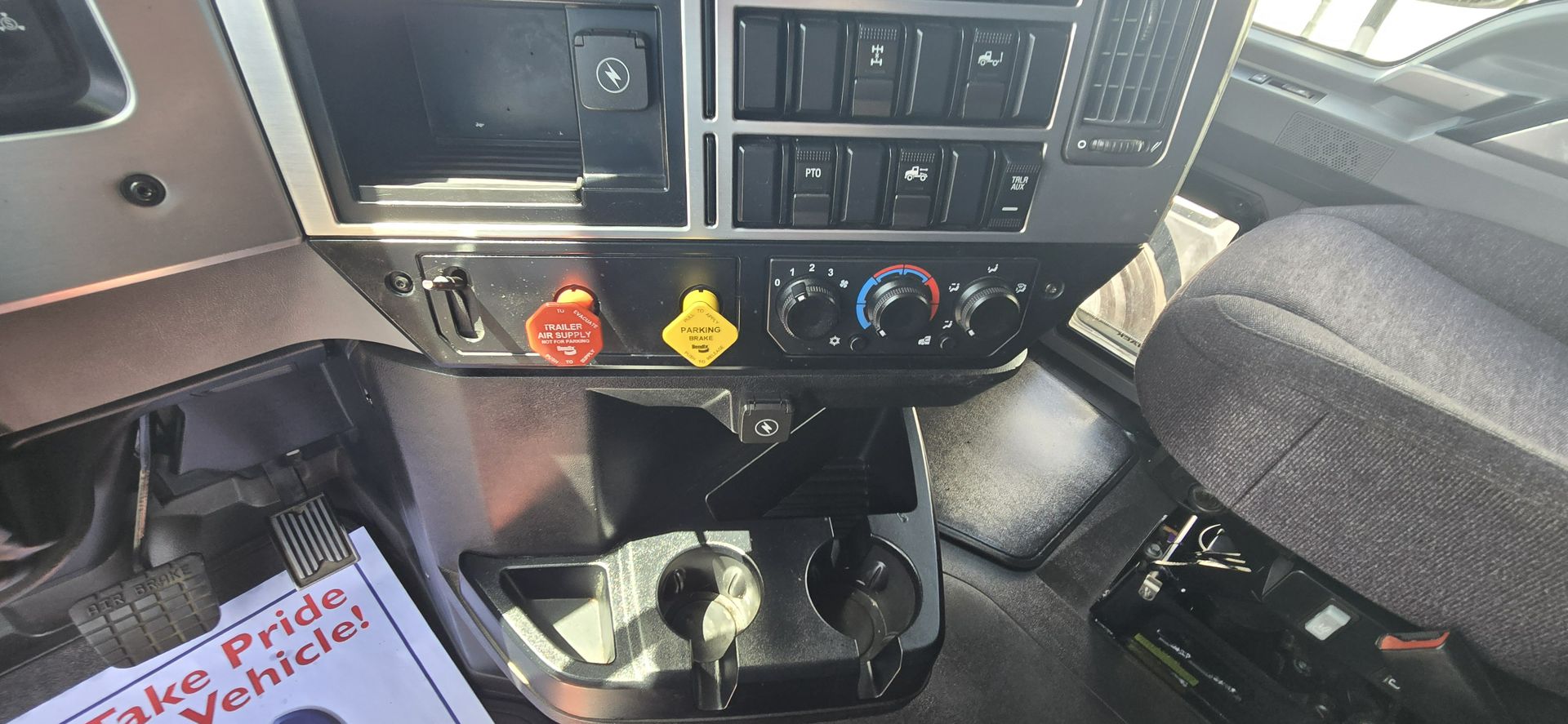 2020 Mack Anthem in Charlotte, NC — photo 8