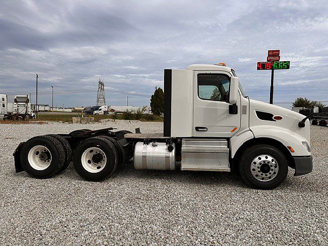 2022 Peterbilt 579 in London, OH — photo 4