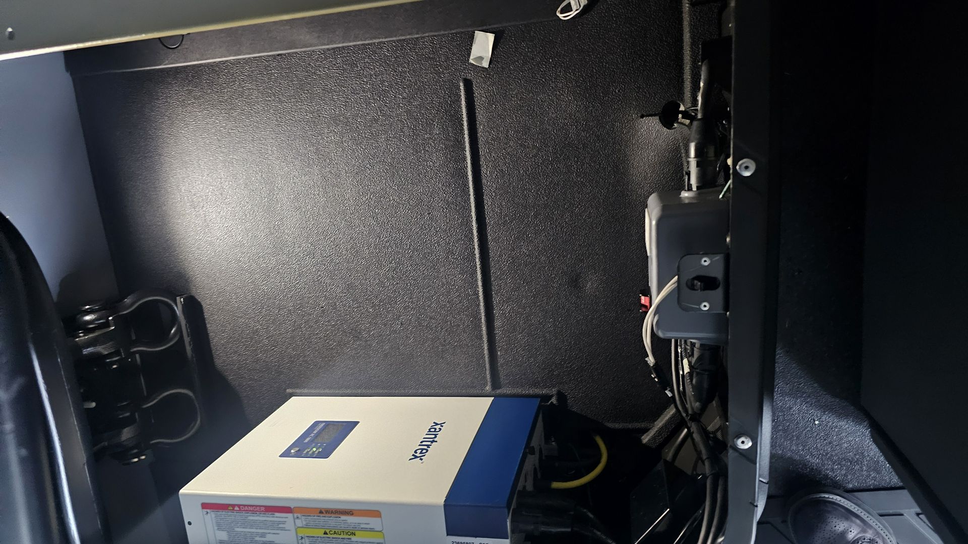 2026 Volvo - image 15