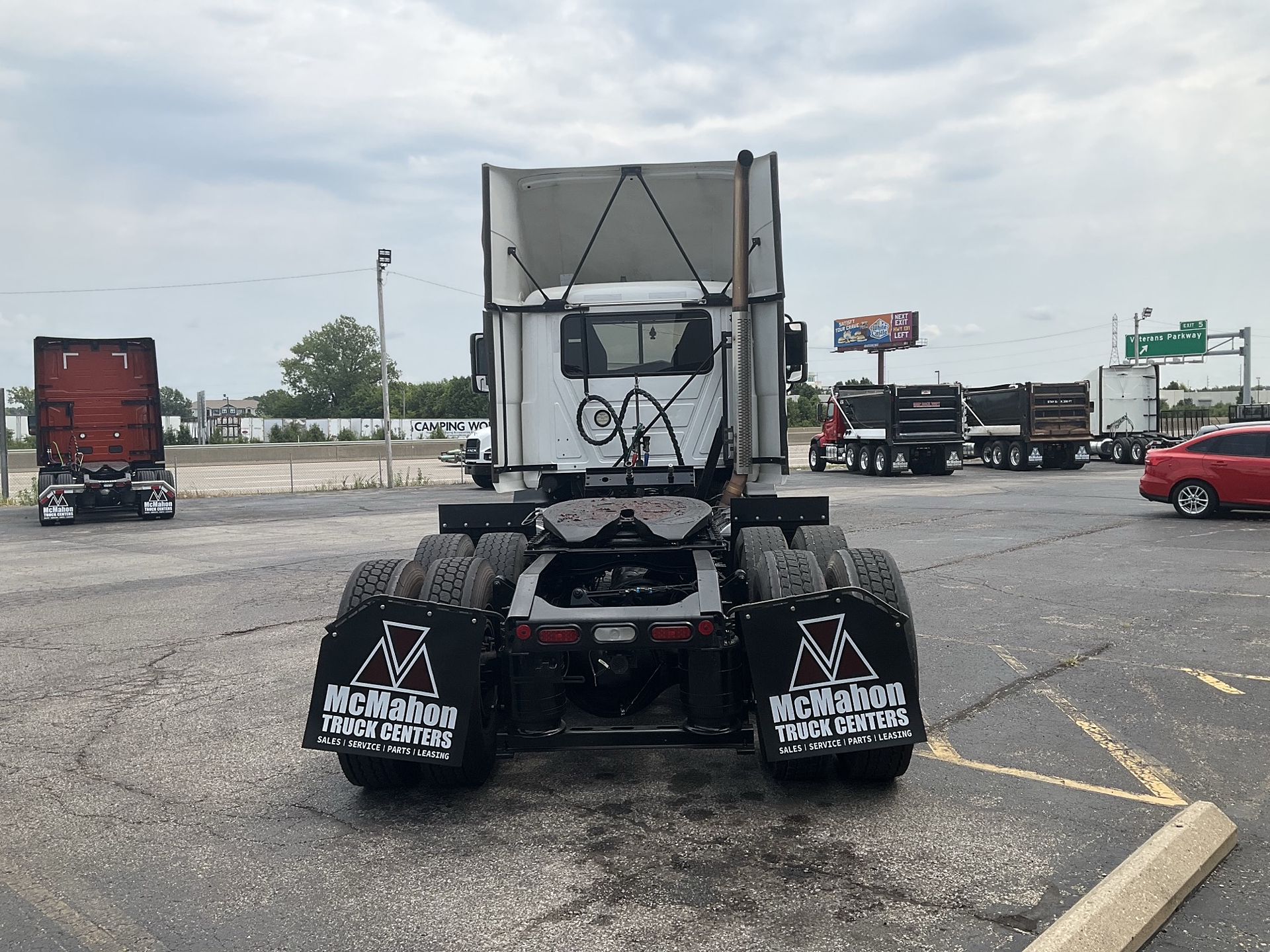 2022 Mack Anthem in Clarksville, IN — photo 6
