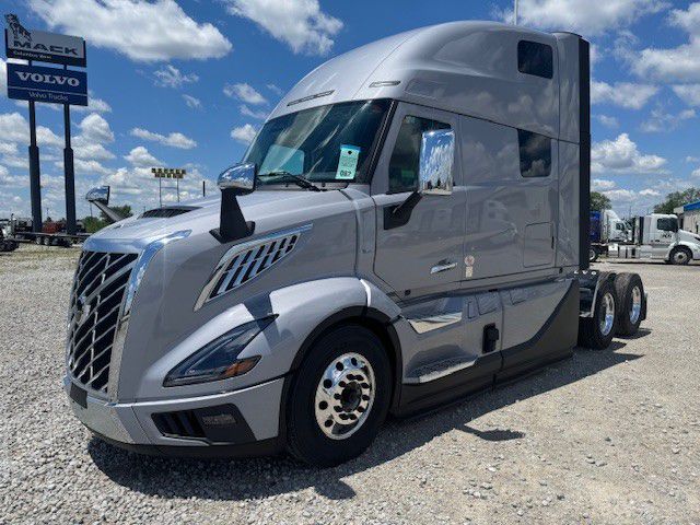 2027 Volvo VNL64T860