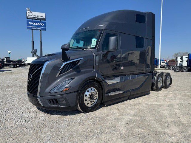 2027 Volvo VNL64T860