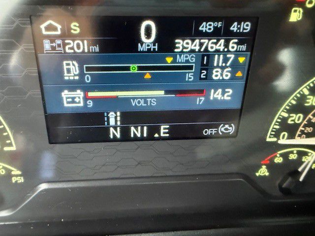 2022 Volvo VNR 640 - image 8