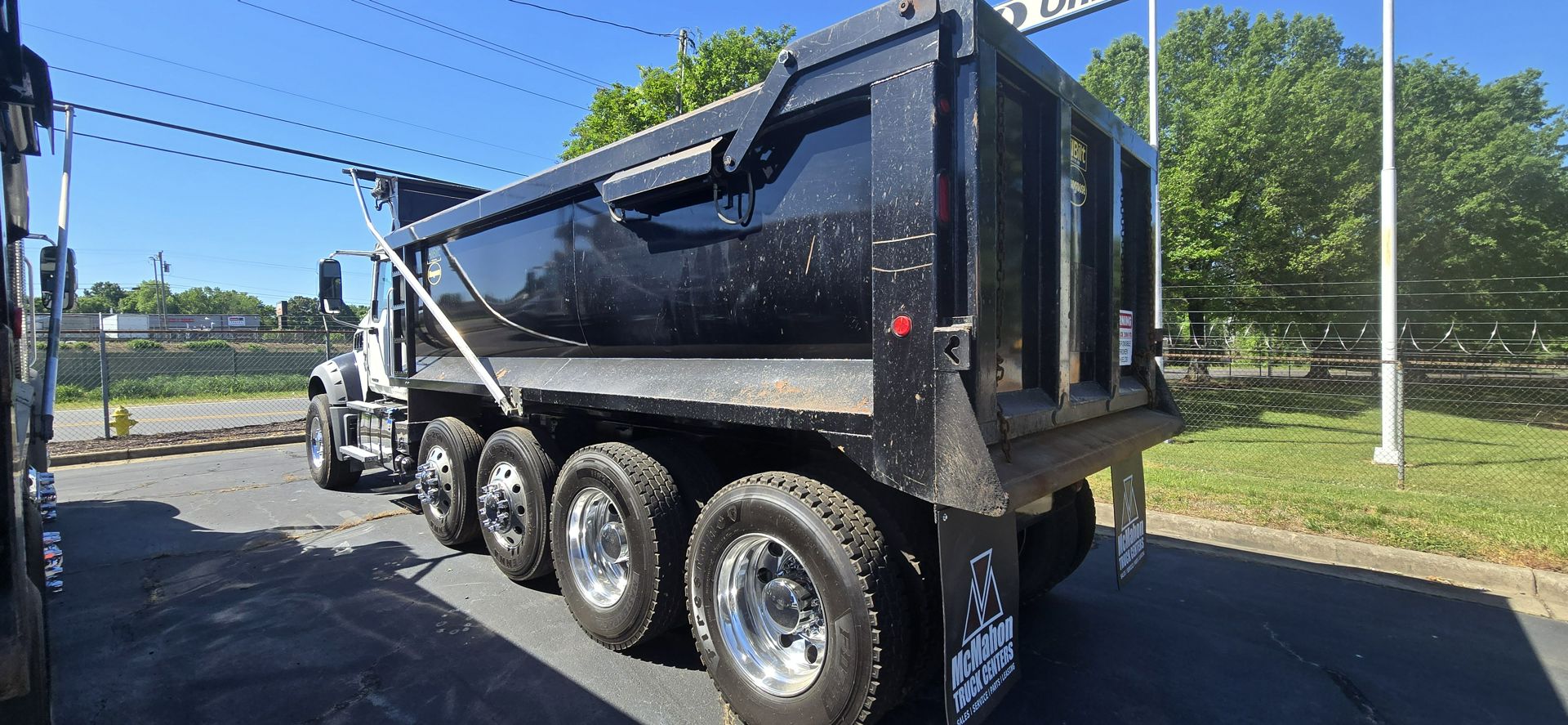 2024 Mack Granite - image 6