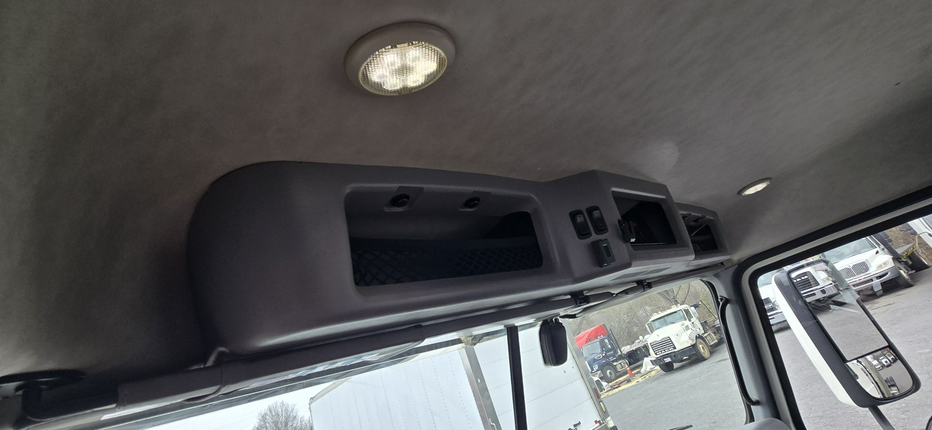 2021 Mack - image 23