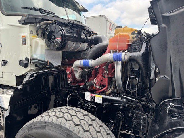 2020 Mack Granite - image 9