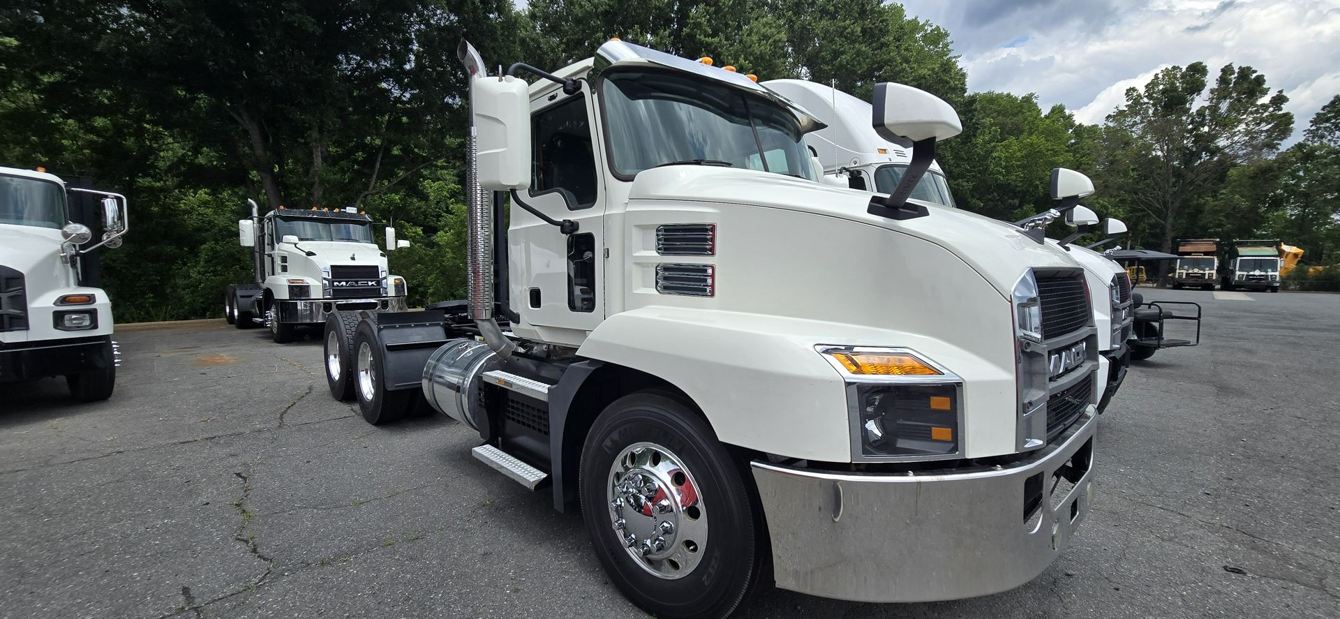 2020 Mack Anthem in Charlotte, NC — photo 2