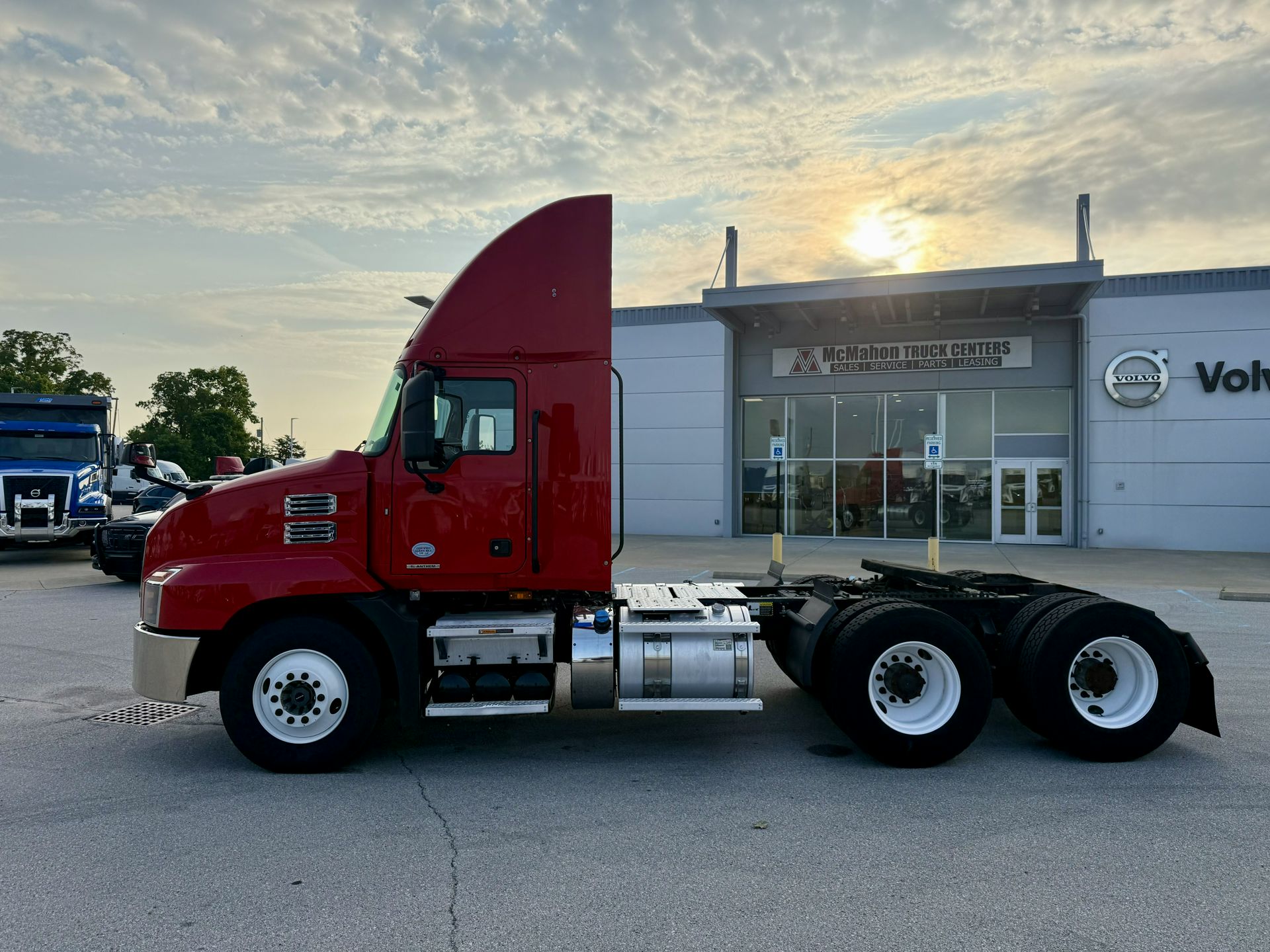 2020 Mack - image 10