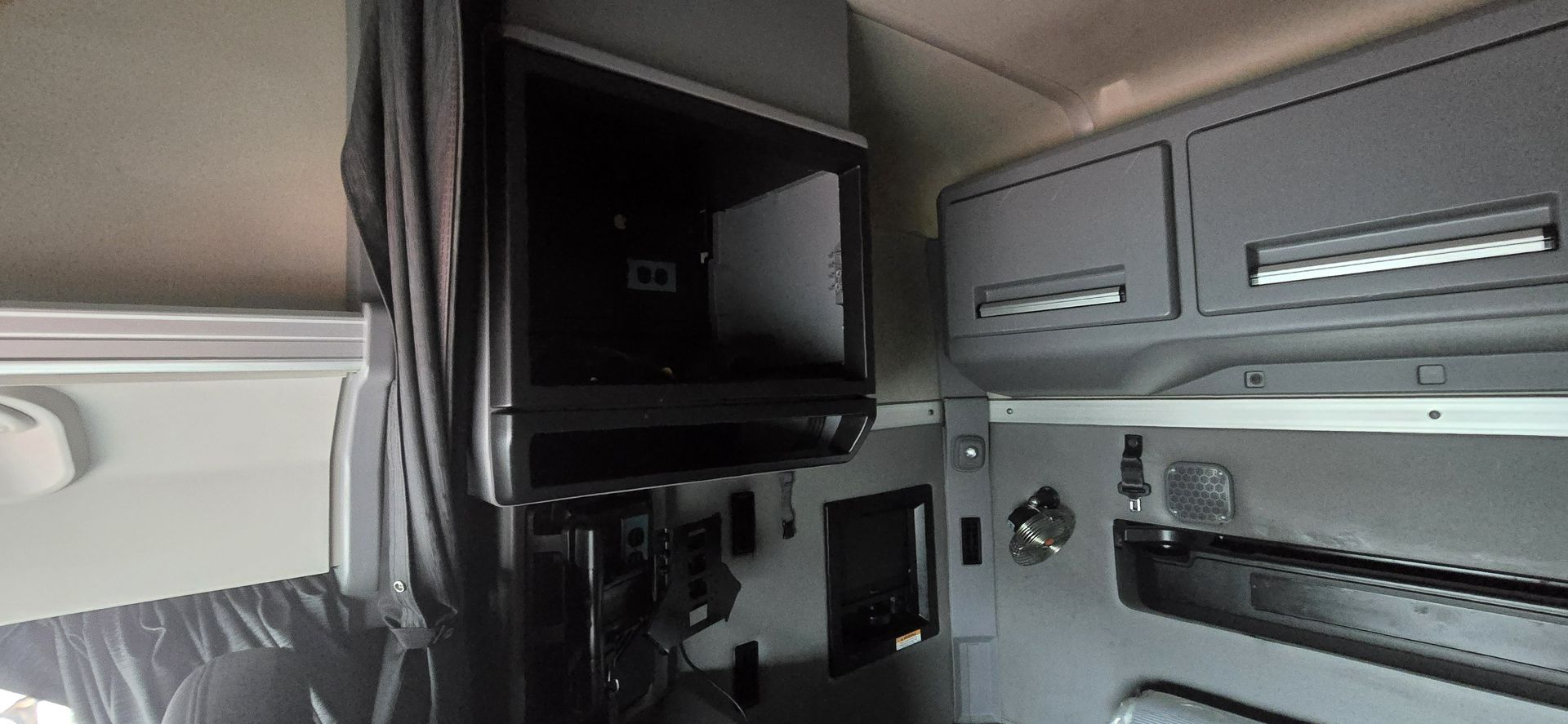 2023 Mack - image 27