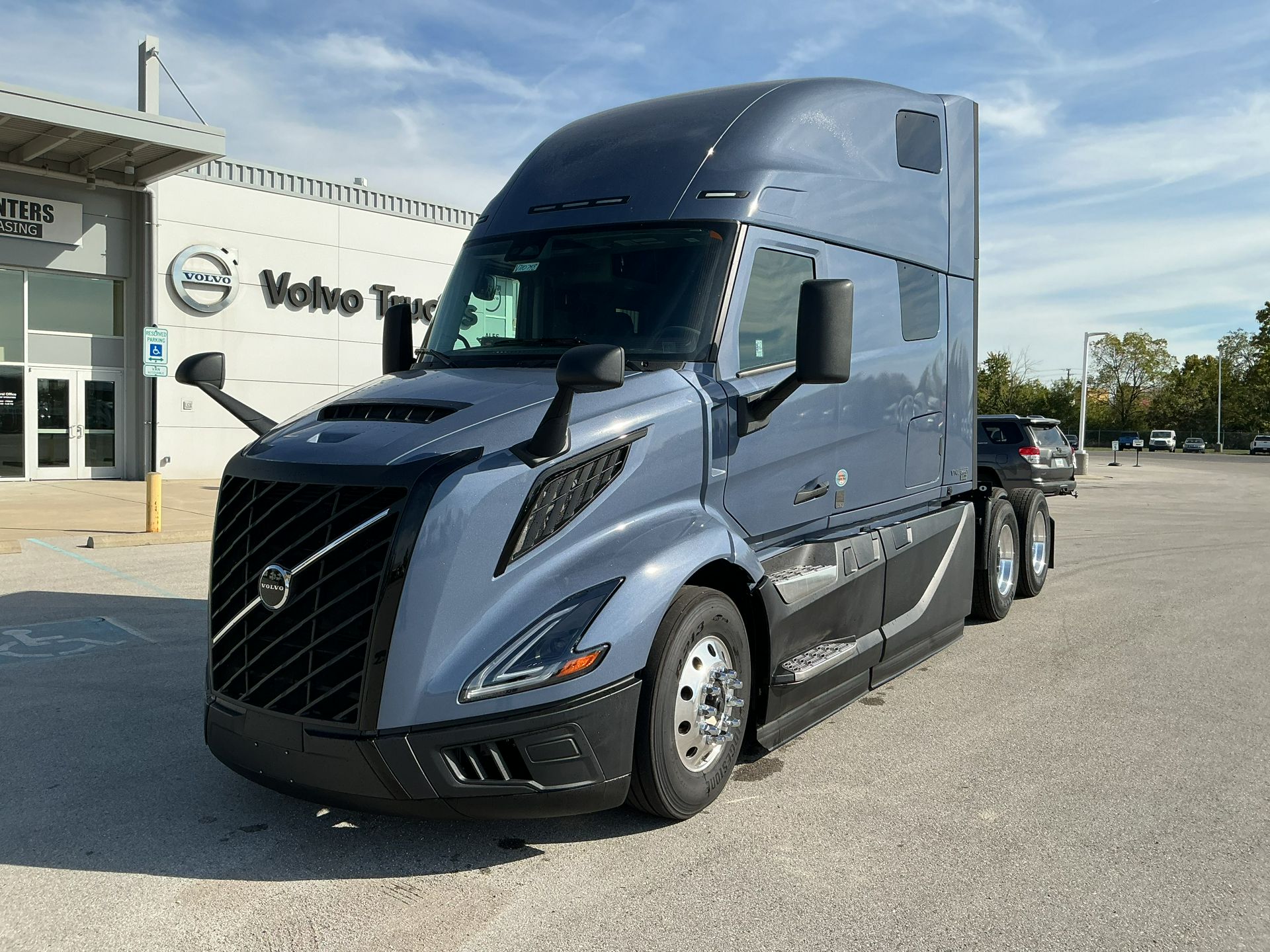2026 Volvo VNL64T860
