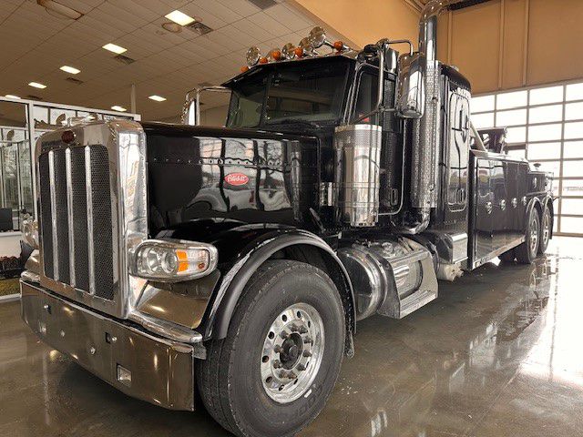 2018 Peterbilt 389
