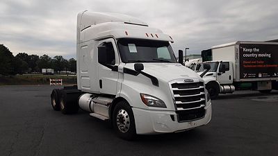 2020 Freightliner Cascadia 126