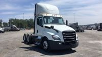 2019 Freightliner Cascadia 126