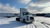 2018 Volvo VNL300