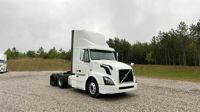 2018 Volvo VNL300