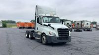 2020 Freightliner Cascadia 126