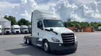 2020 Freightliner Cascadia 126