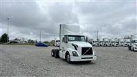 2018 Volvo VNL300