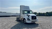 2016 Volvo VNL300