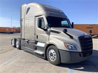 2023 Freightliner Cascadia
