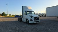 2018 Volvo VNL300