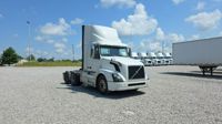 2018 Volvo VNL300