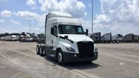 2020 Freightliner Cascadia 126