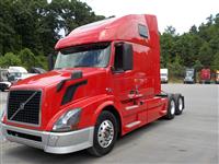 Used 2015 Volvo 670 for Sale