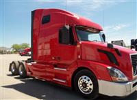 Used 2017 Volvo 670 for Sale