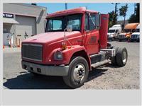 1999 Freightliner FL 80