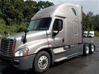 Used 2016 Freightliner Cascadia for Sale