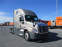 Used 2015 Freightliner Cascadia for Sale