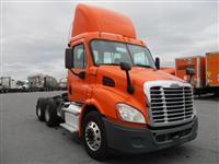 Used 2011 Freightliner Cascadia for Sale