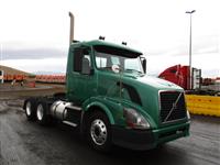 2010 Volvo VNL